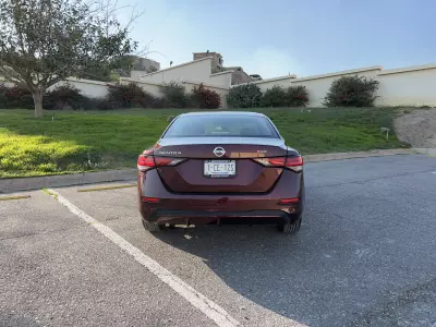 Nissan Sentra 2023