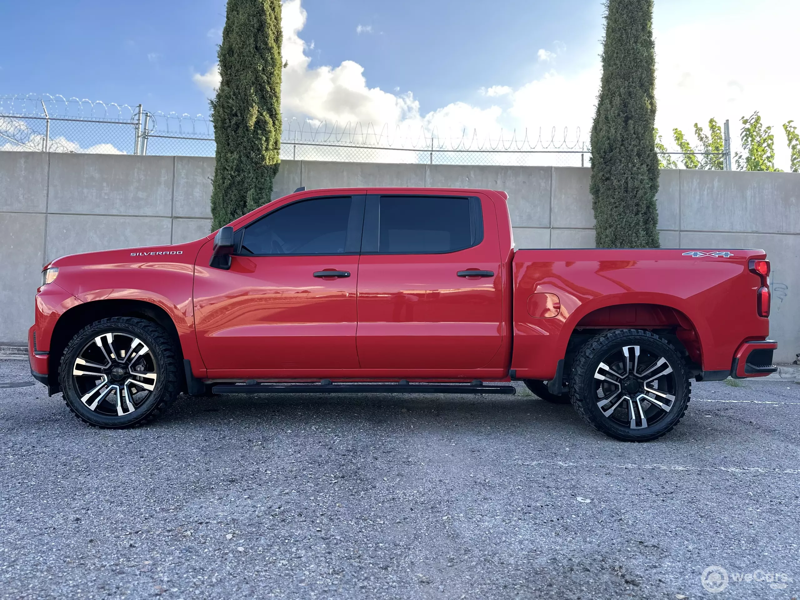 Chevrolet Silverado Pick-Up