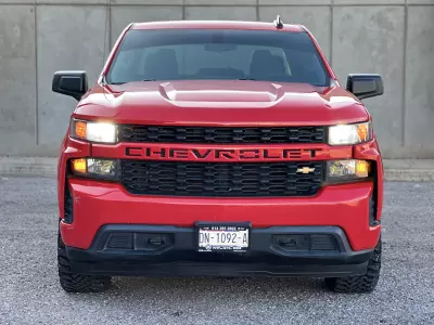 Chevrolet Silverado Pick-Up 2021