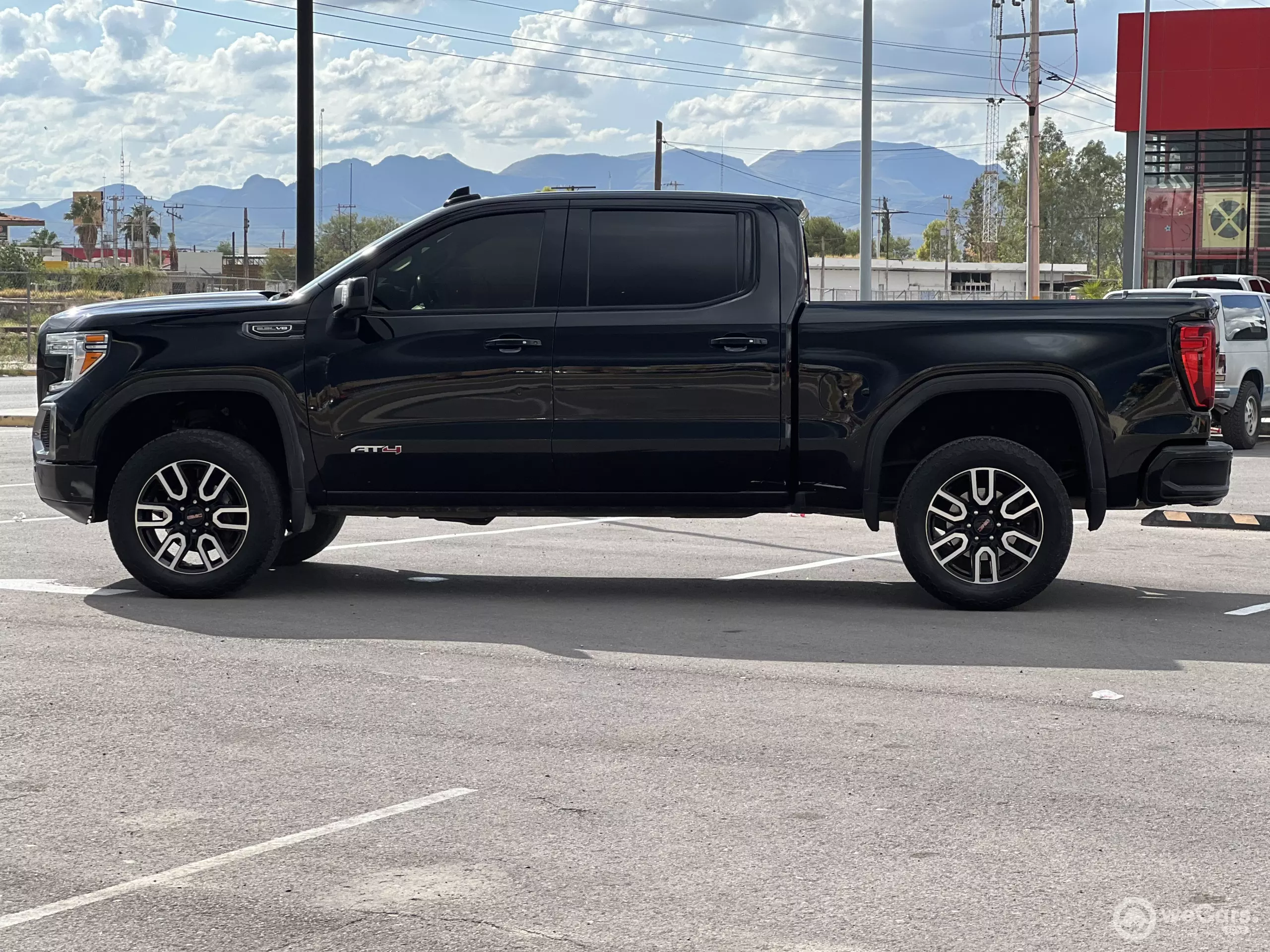 GMC Sierra Pick-Up 4x4