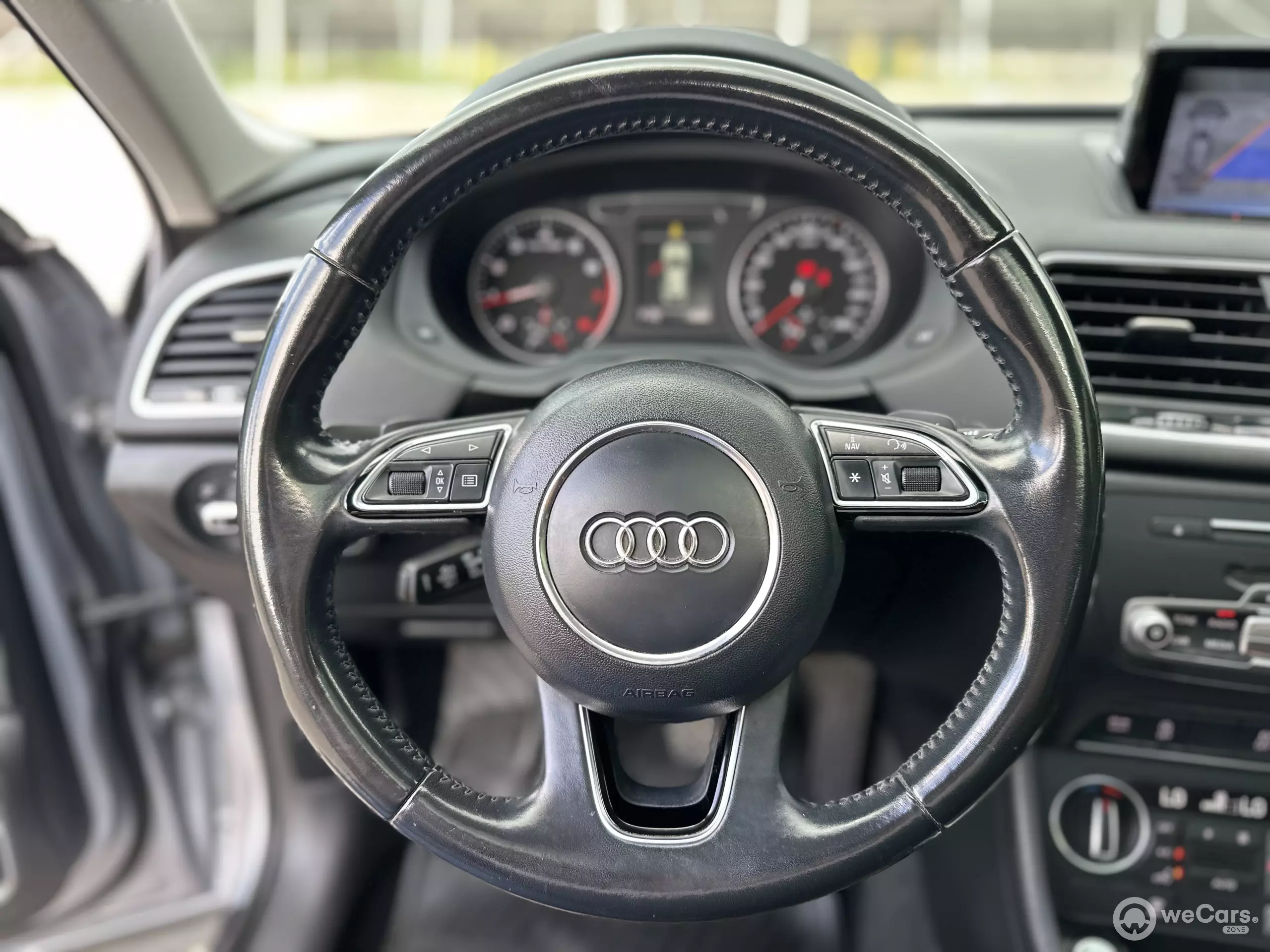 Audi Q3 VUD