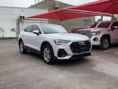 Audi Q3 VUD 2023