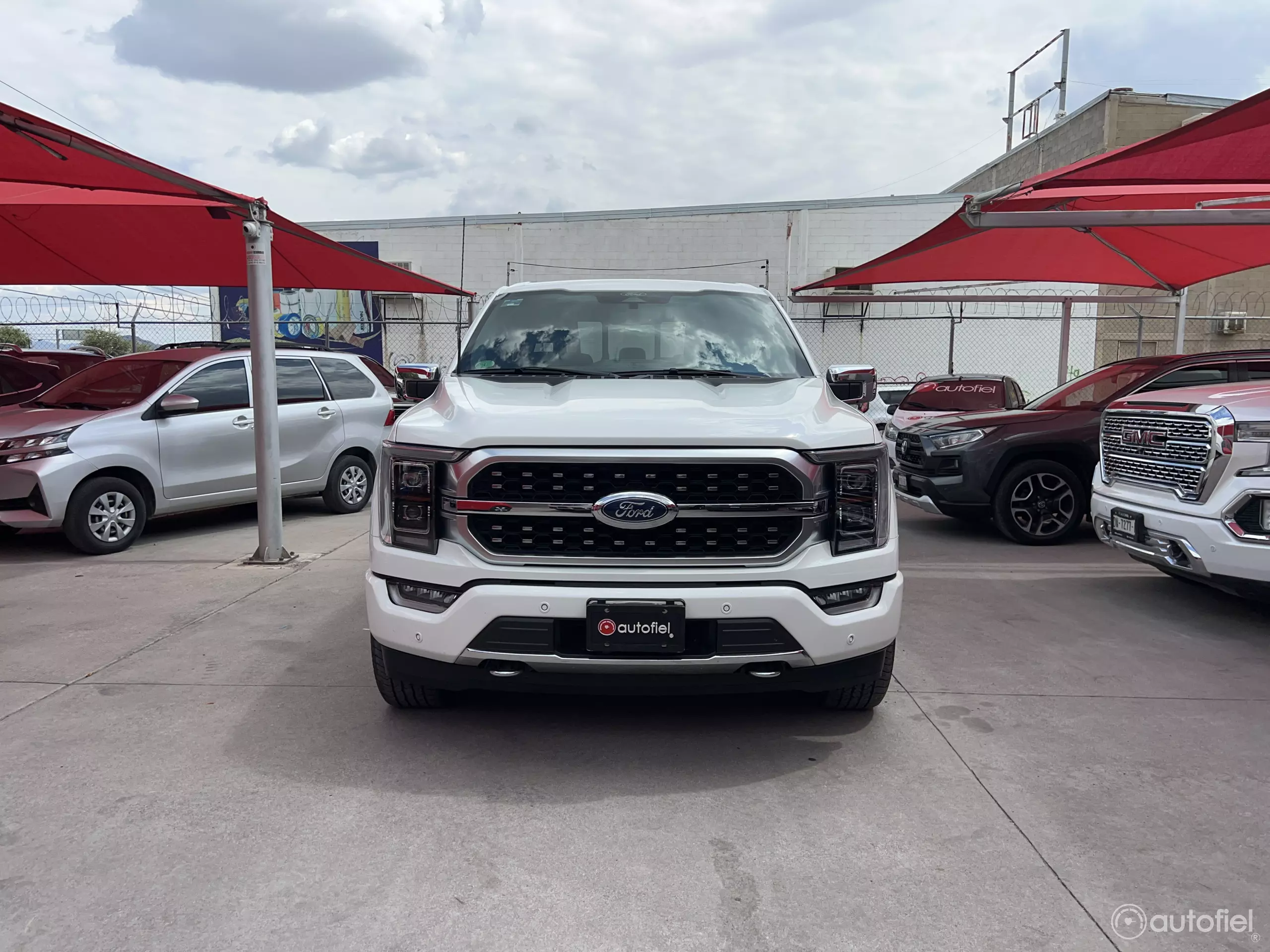 Ford Lobo Pick-Up