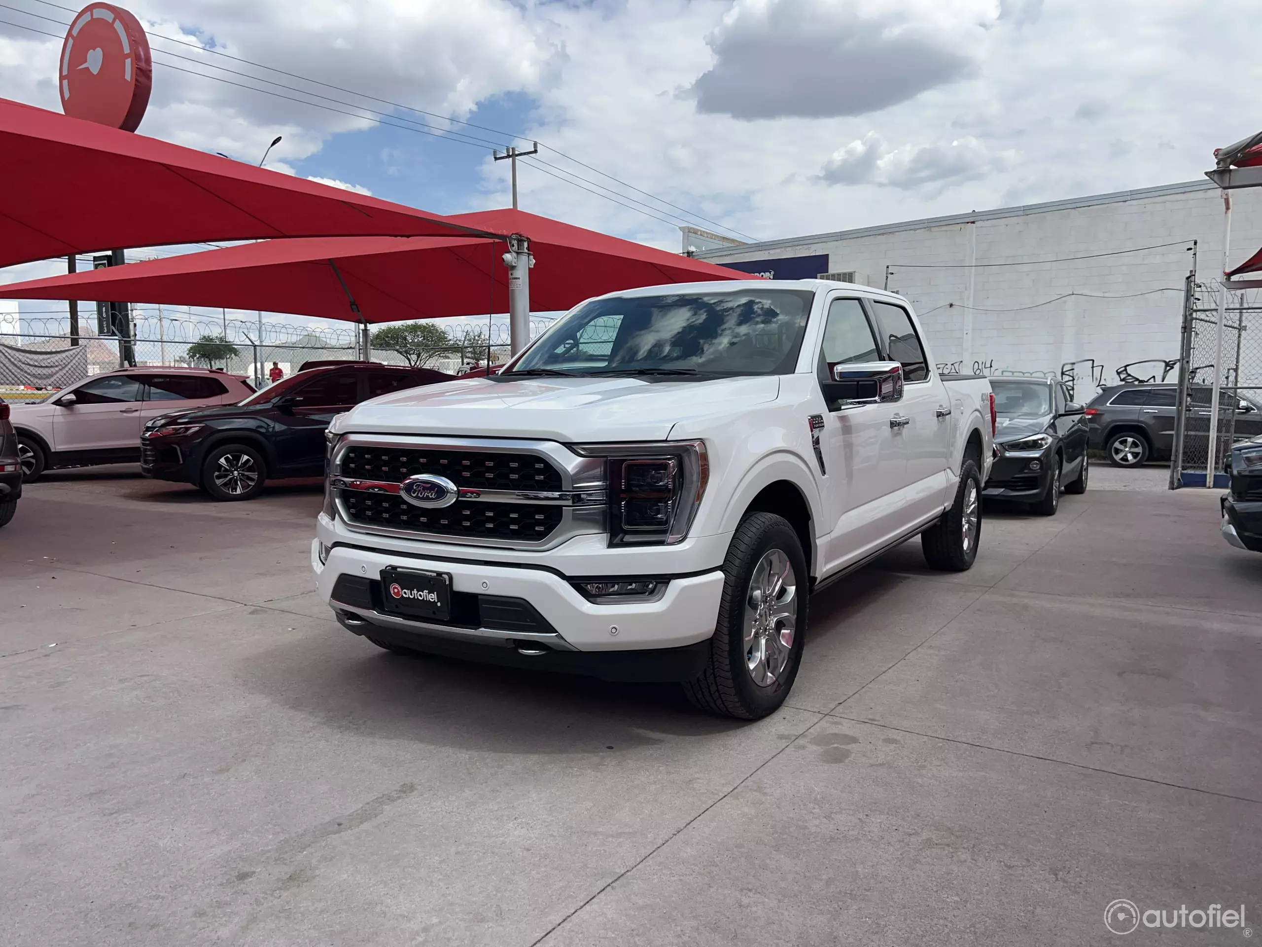 Ford Lobo Pick-Up