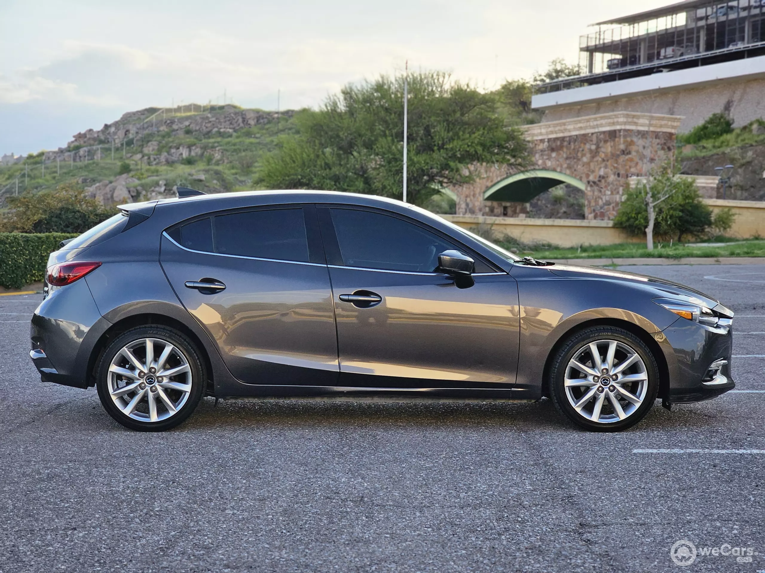 Mazda Mazda 3