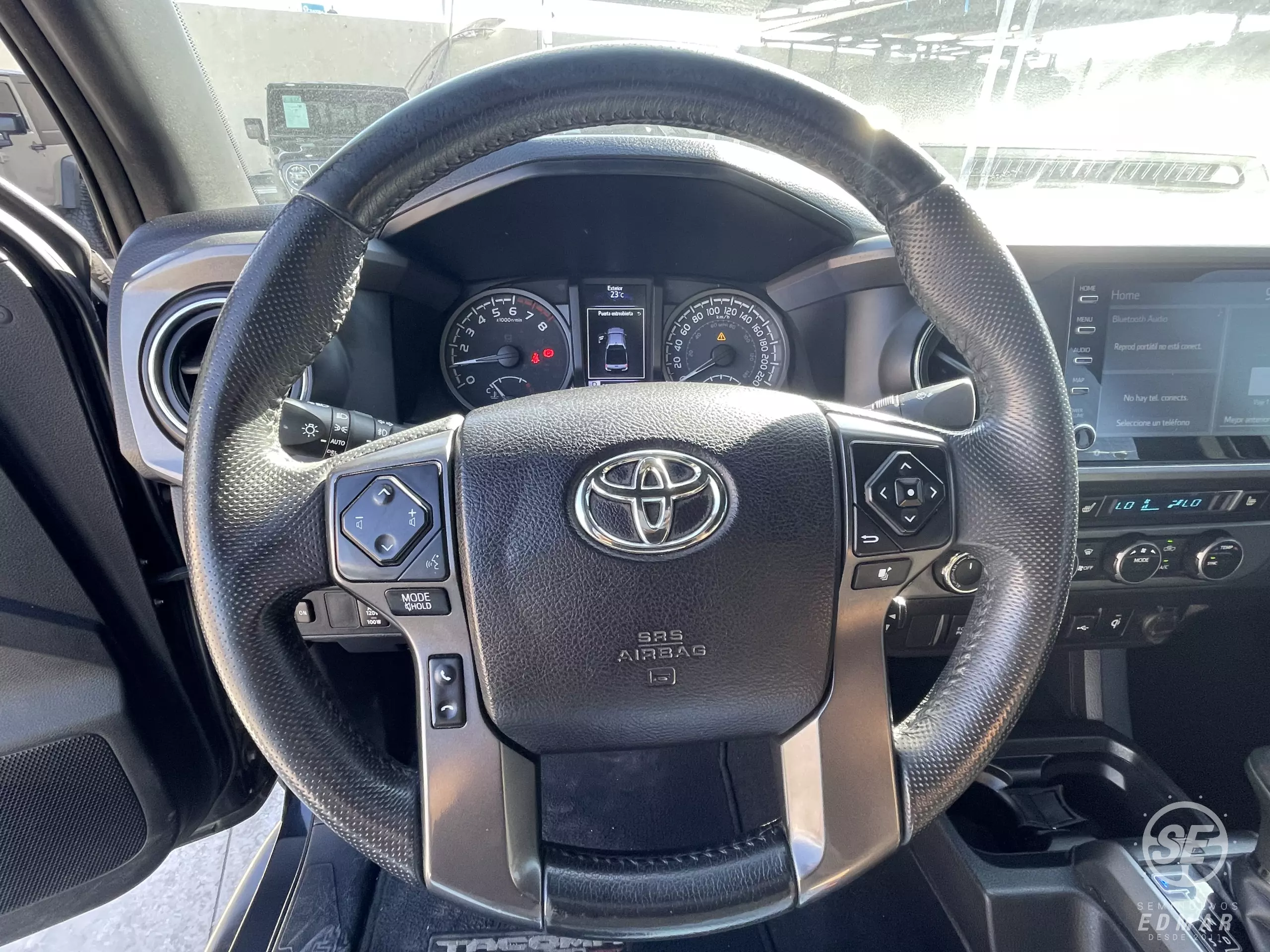 Toyota Tacoma Pick-Up