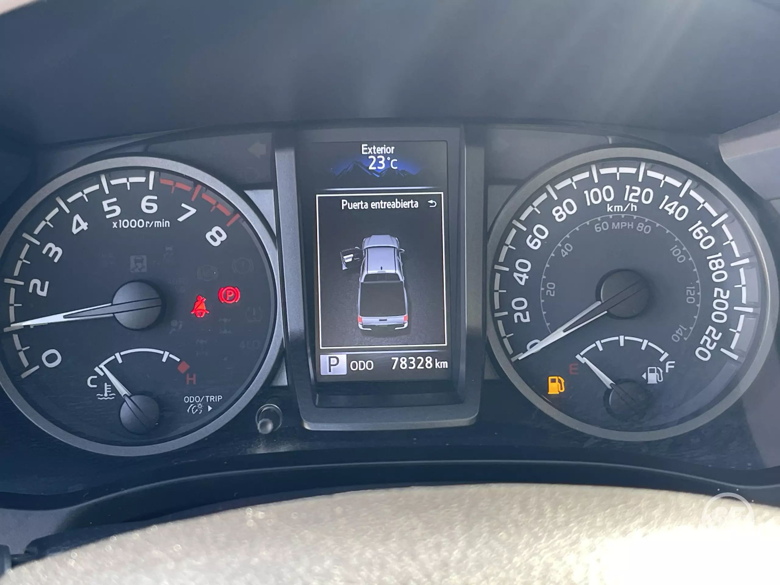 Toyota Tacoma Pick-Up