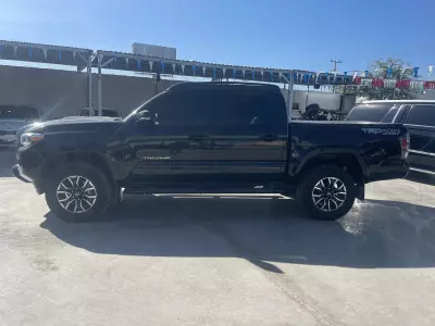 Toyota Tacoma Pick-Up 2021