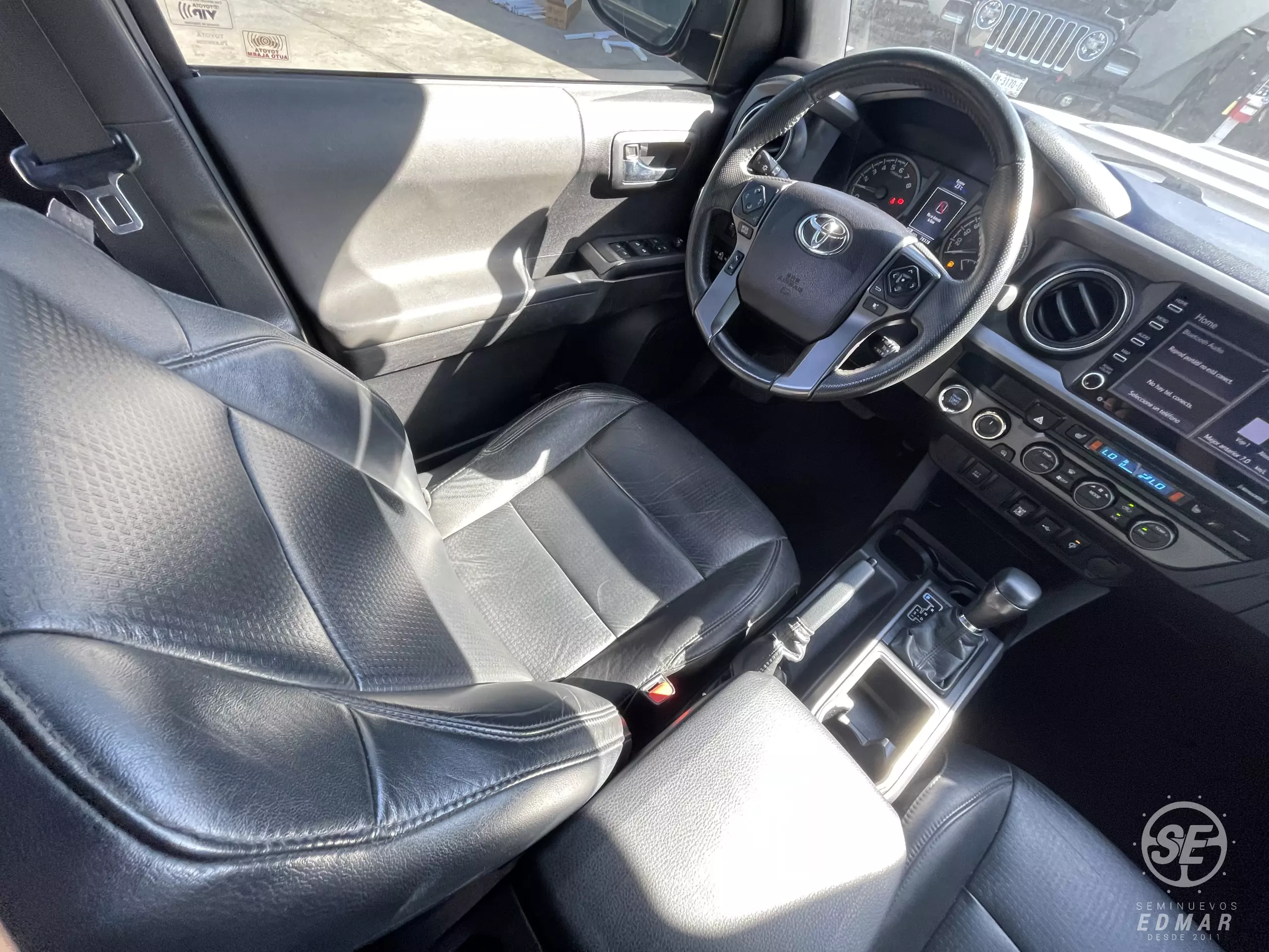 Toyota Tacoma Pick-Up