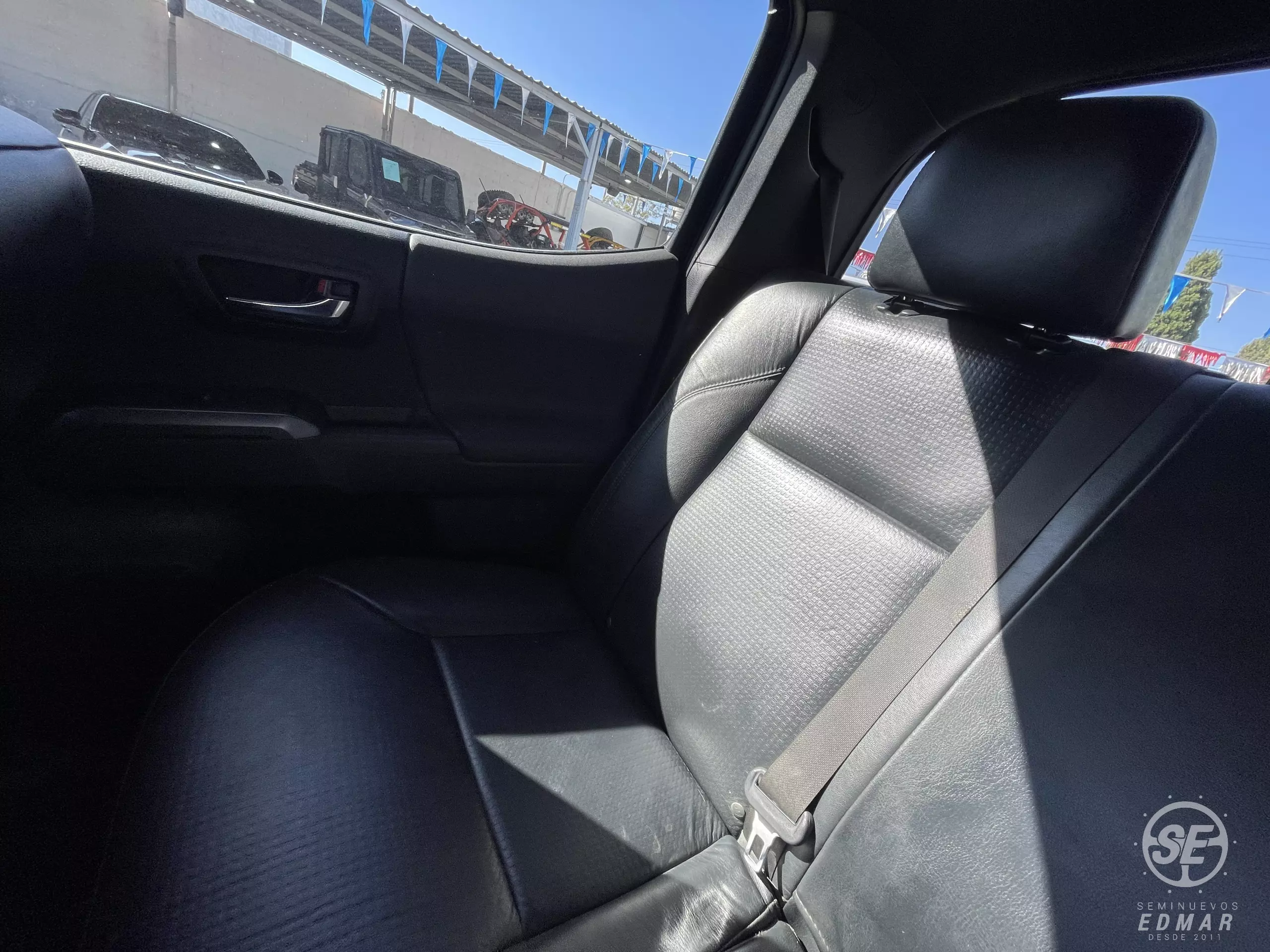 Toyota Tacoma Pick-Up