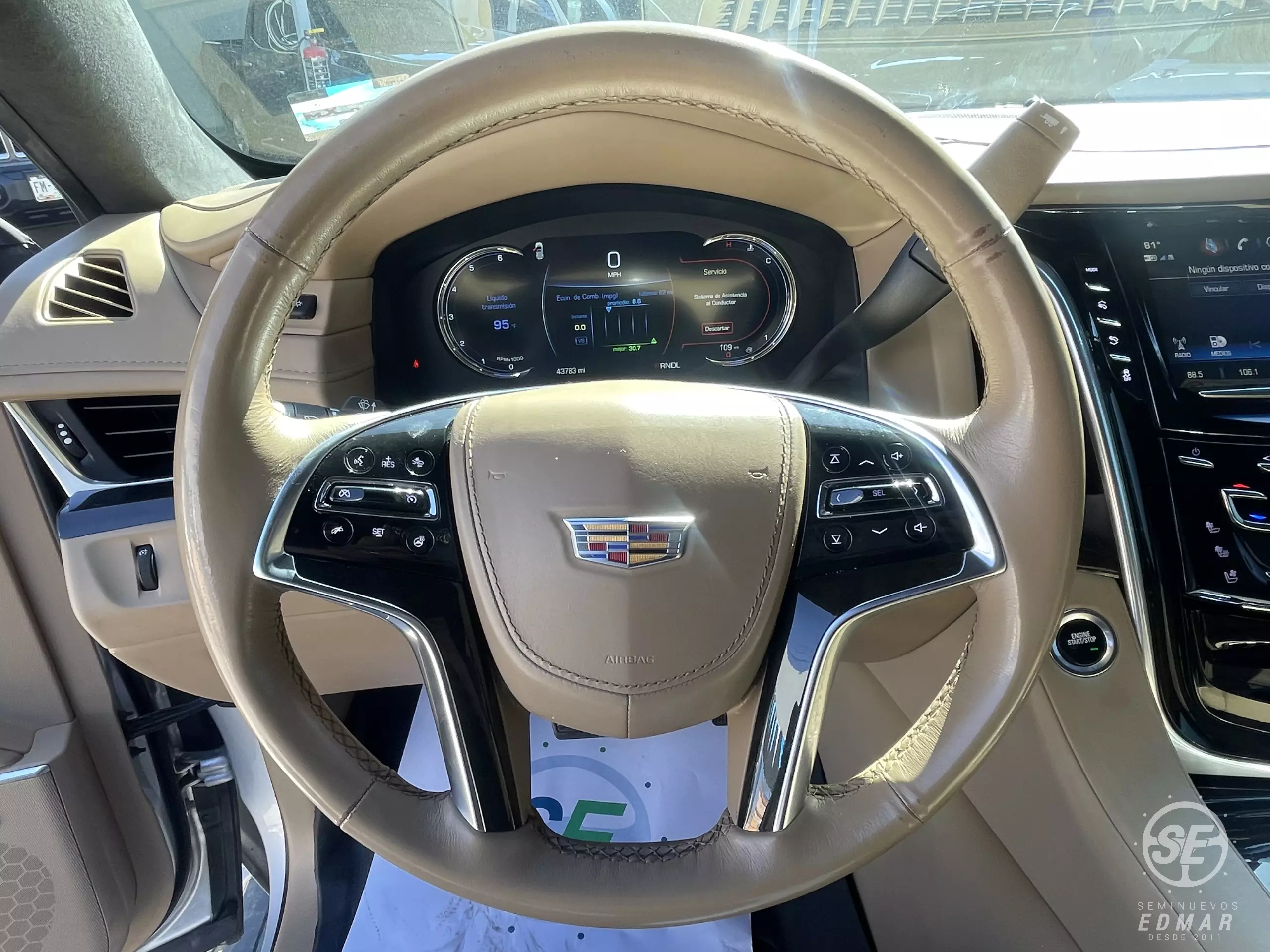 Cadillac Escalade VUD 4x4