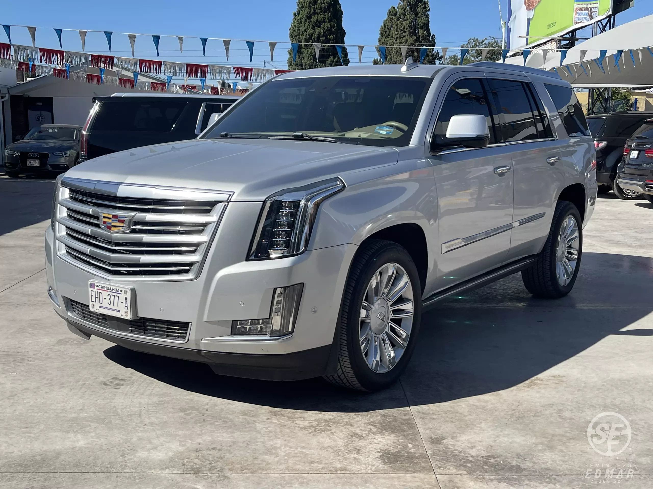 Cadillac Escalade VUD 4x4