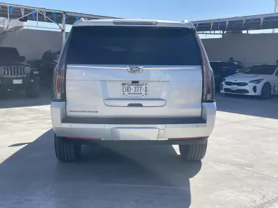 Cadillac Escalade VUD 4x4 2019