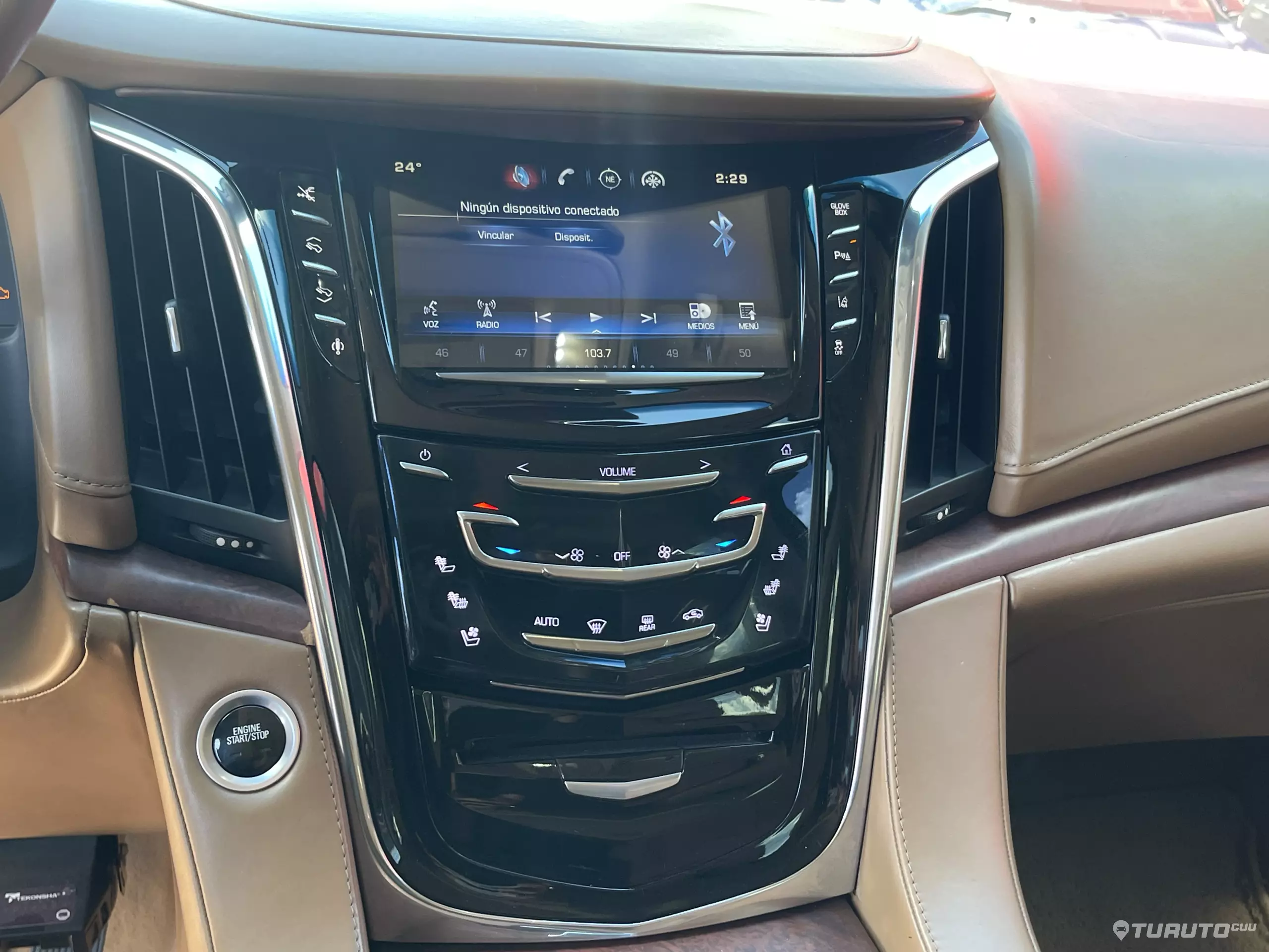 Cadillac Escalade VUD 4x4