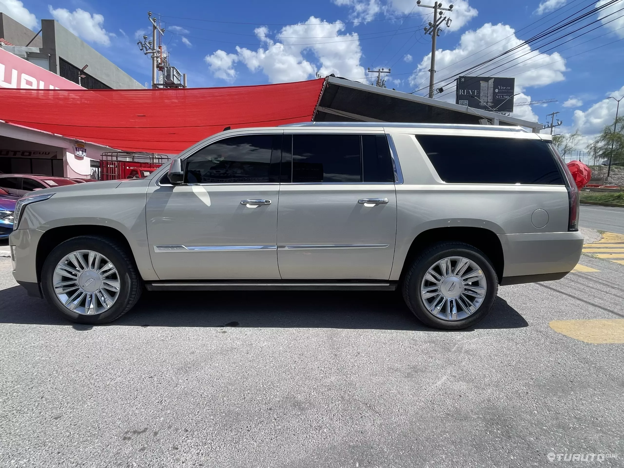 Cadillac Escalade VUD 4x4
