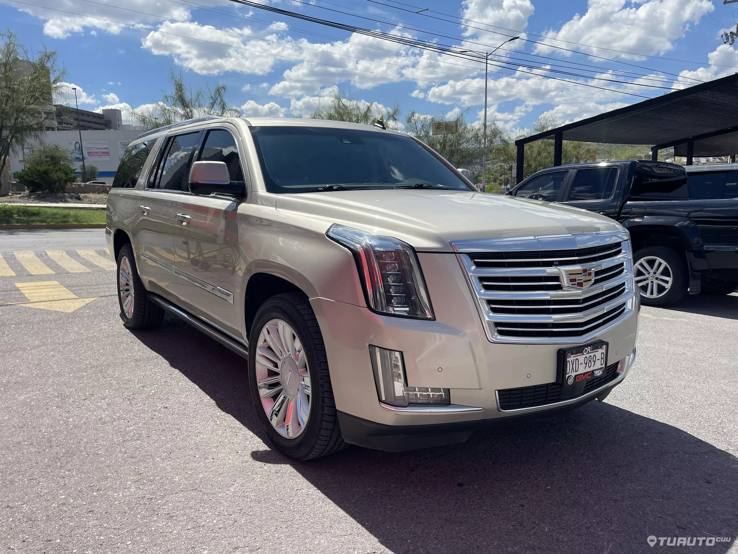 Cadillac Escalade VUD 4x4