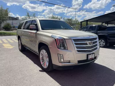 Cadillac Escalade VUD 4x4 2015