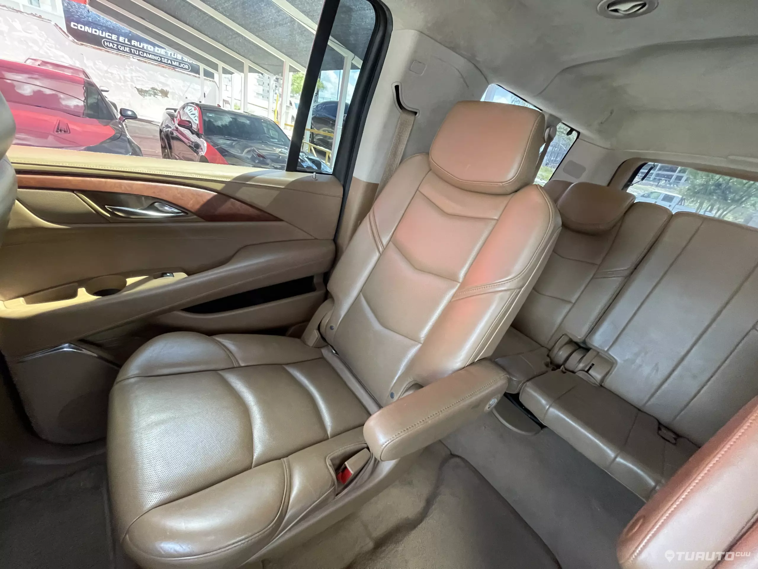 Cadillac Escalade VUD 4x4