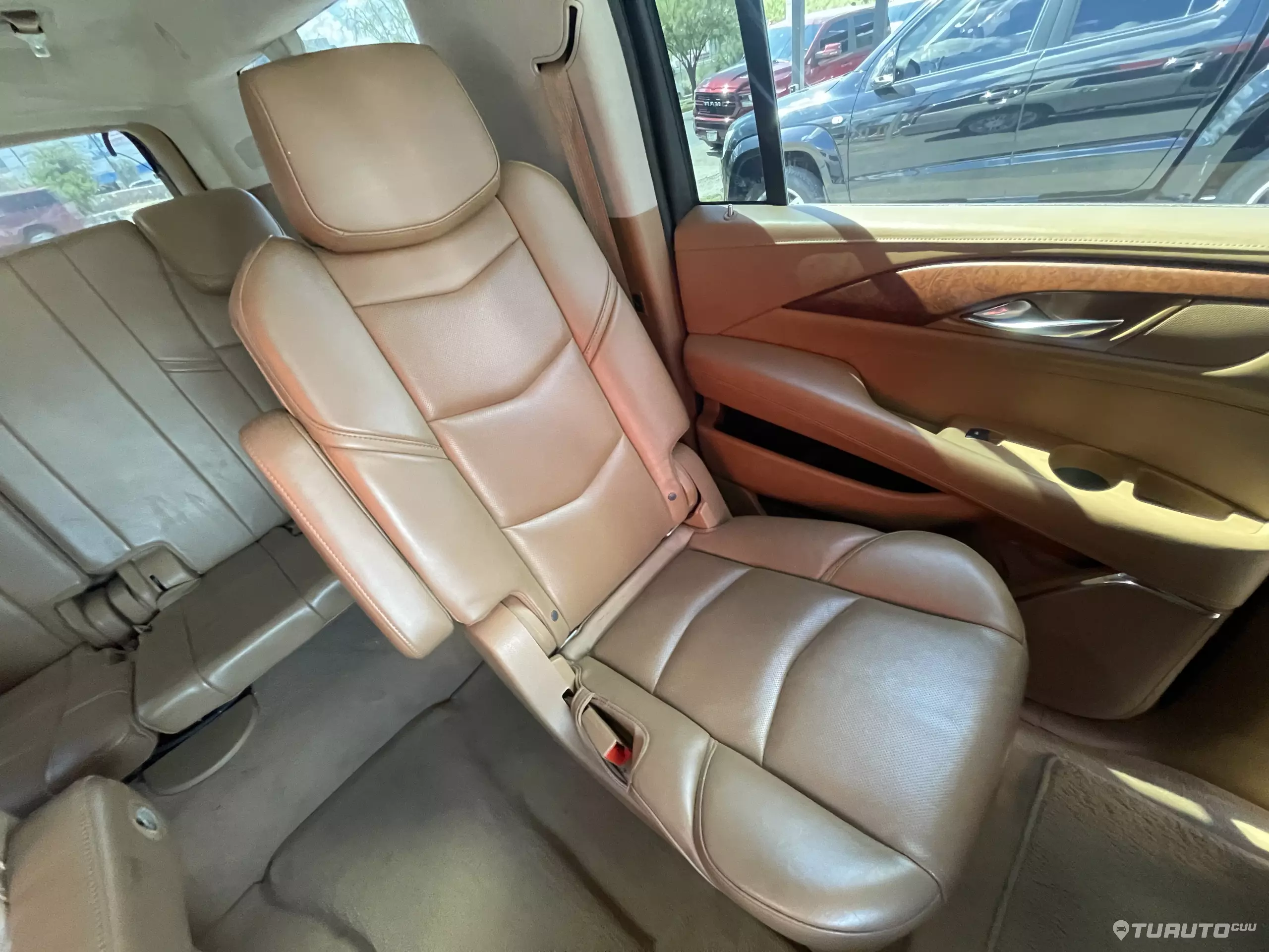 Cadillac Escalade VUD 4x4