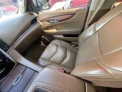 Cadillac Escalade VUD 4x4 2015