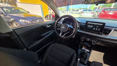 Kia Rio 2021