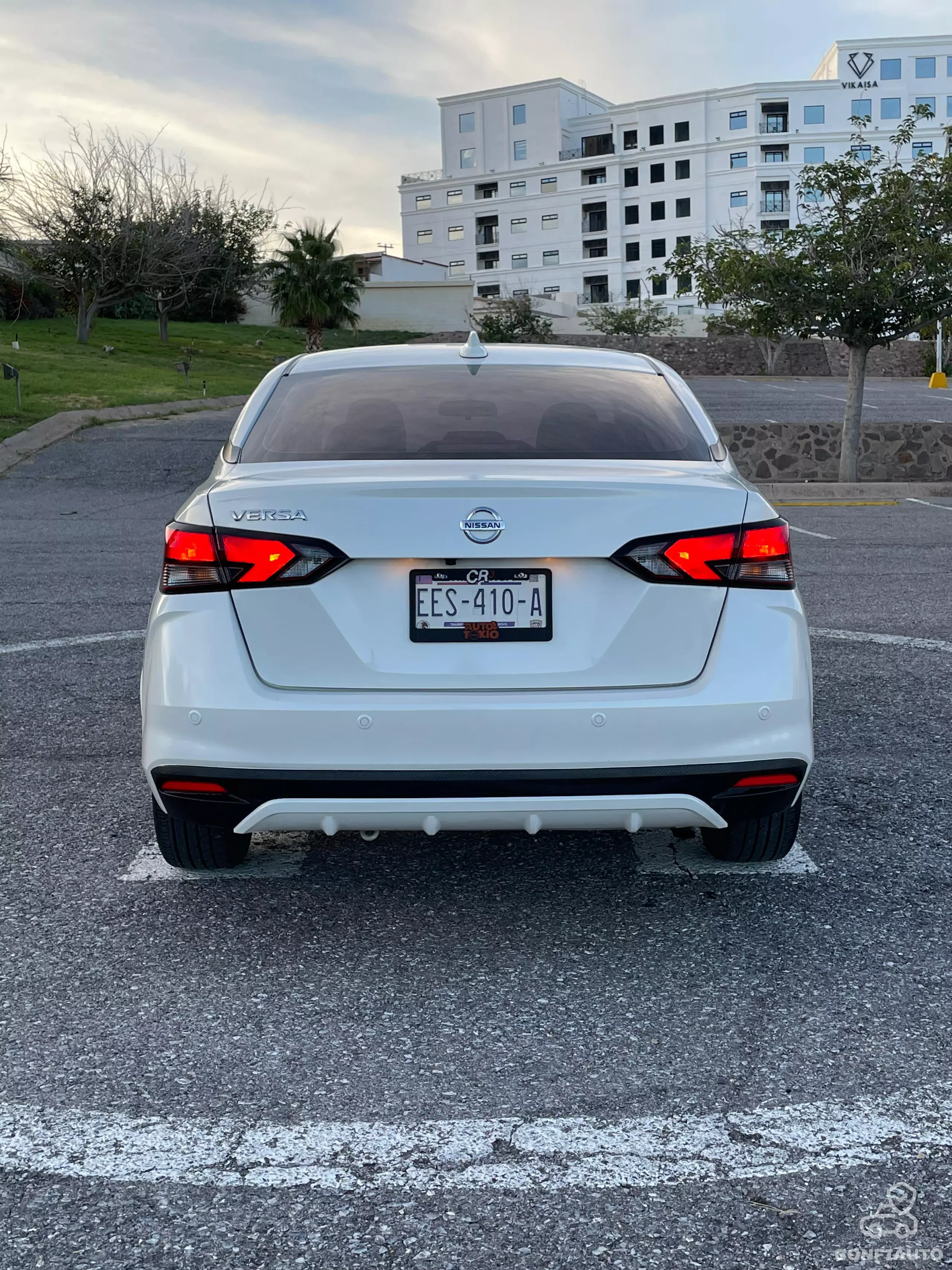 Nissan Versa