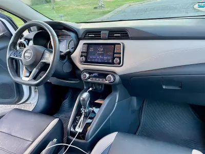 Nissan Versa 2020