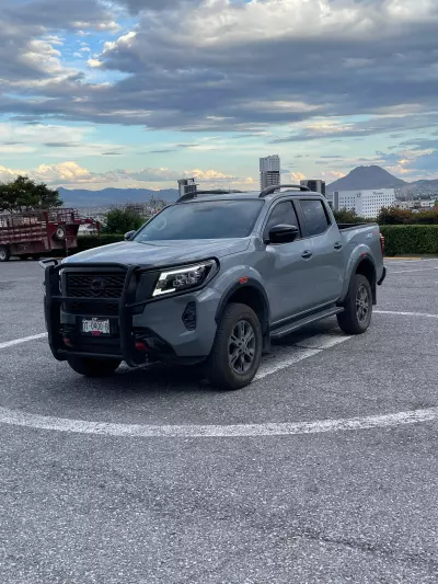 Nissan Frontier y NP 300 Frontier Pick-Up 2024