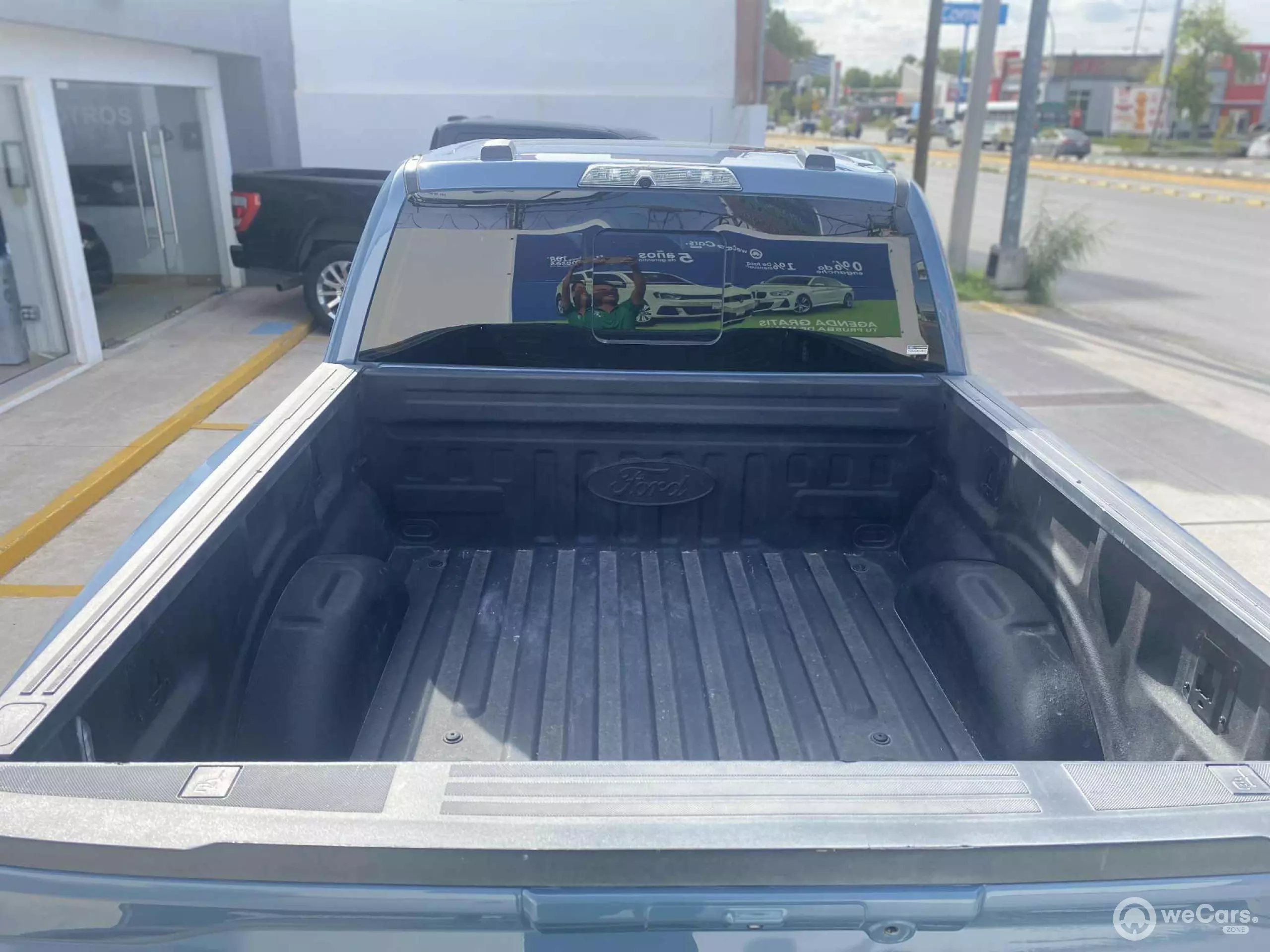 Ford Lobo Pick-Up