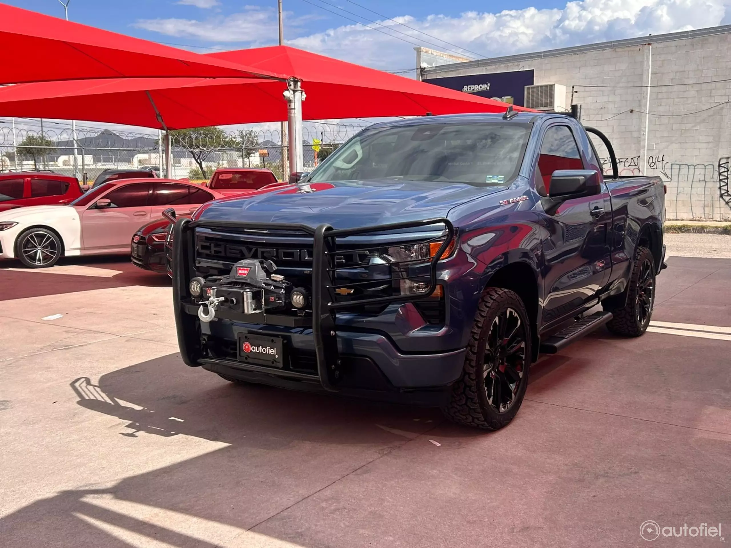 Chevrolet Silverado Pick-Up
