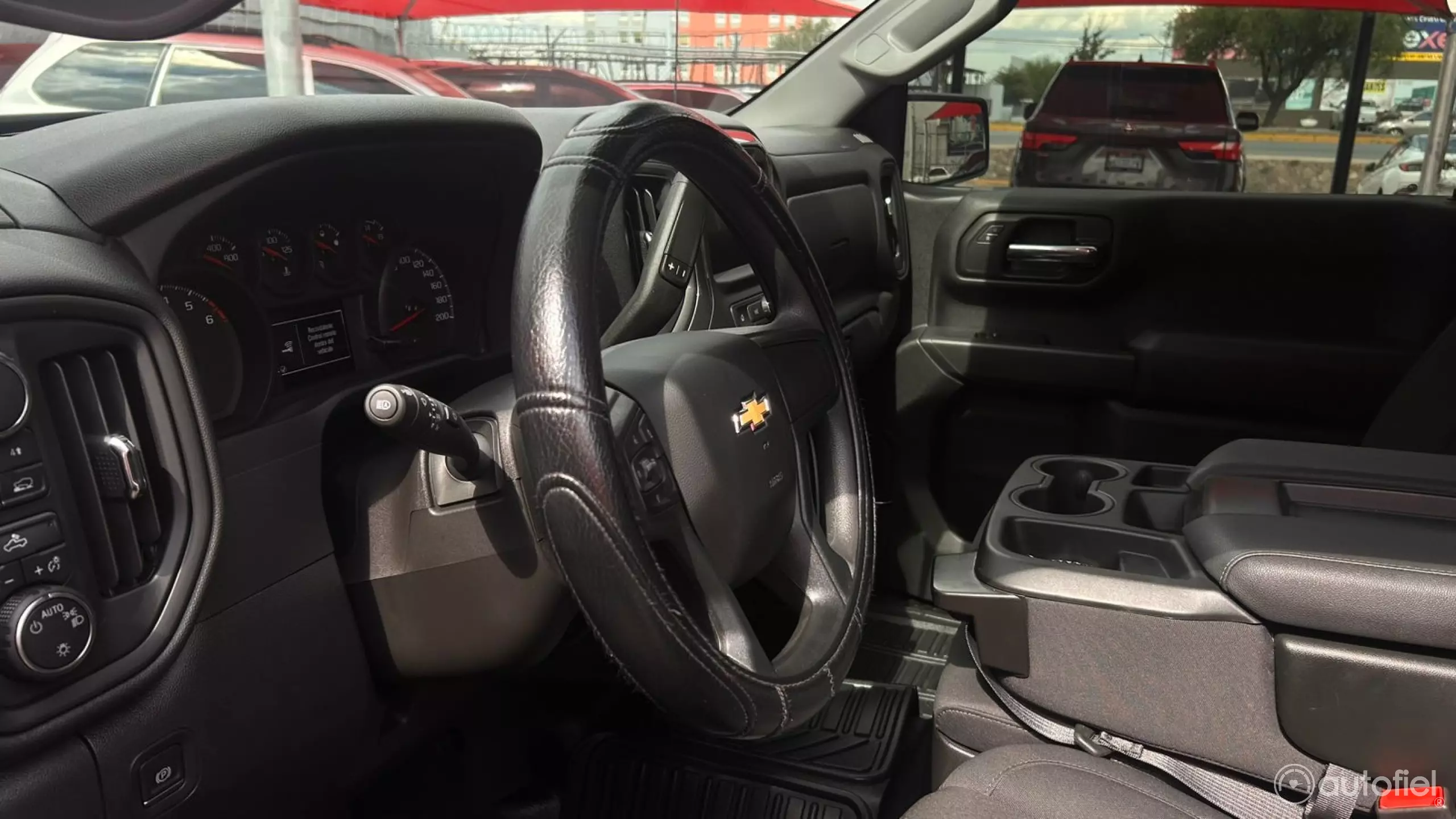 Chevrolet Silverado Pick-Up