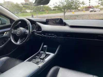 Mazda Mazda 3 2023