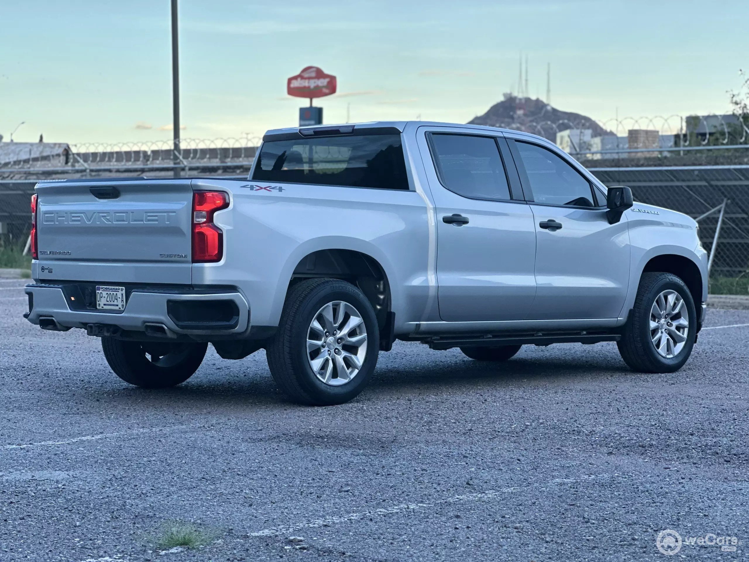 Chevrolet Silverado Pick-Up