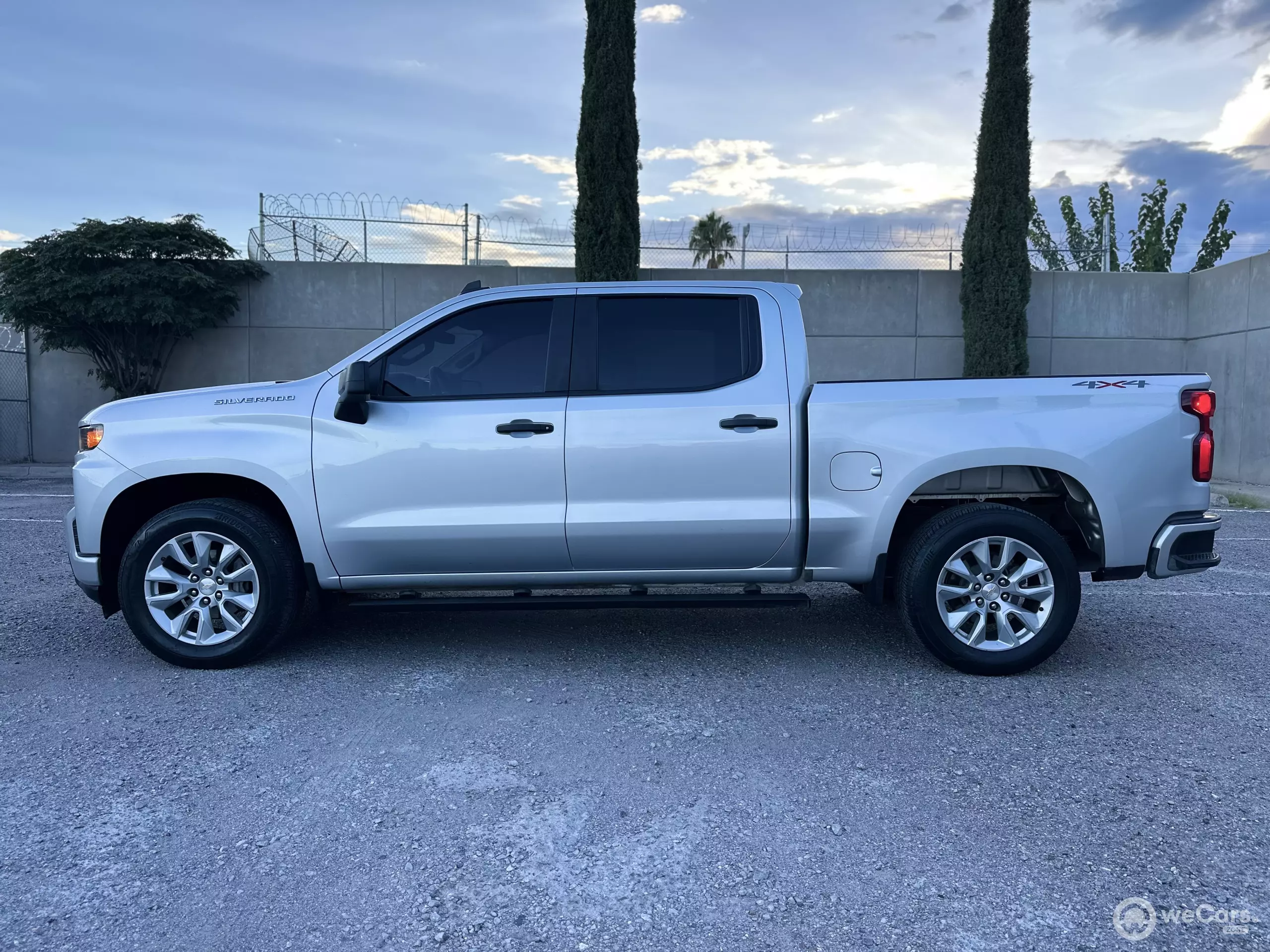 Chevrolet Silverado Pick-Up