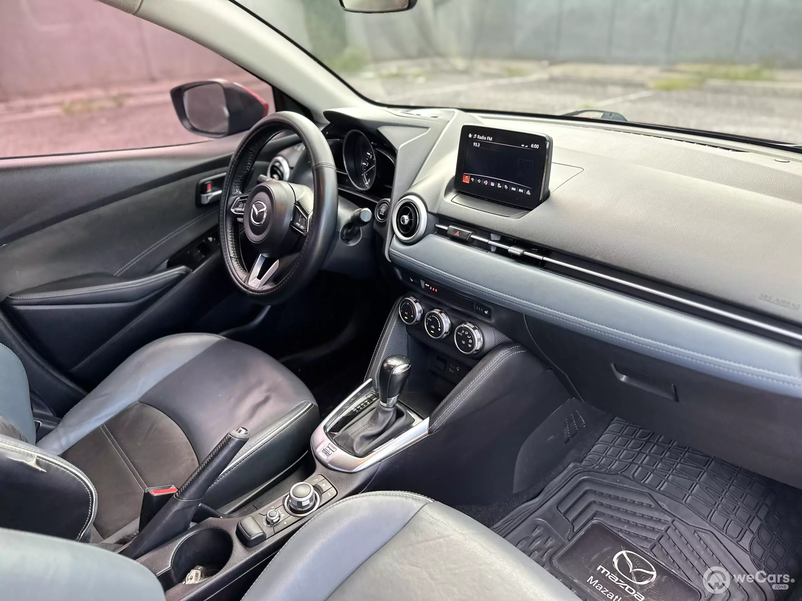 Mazda Mazda 2