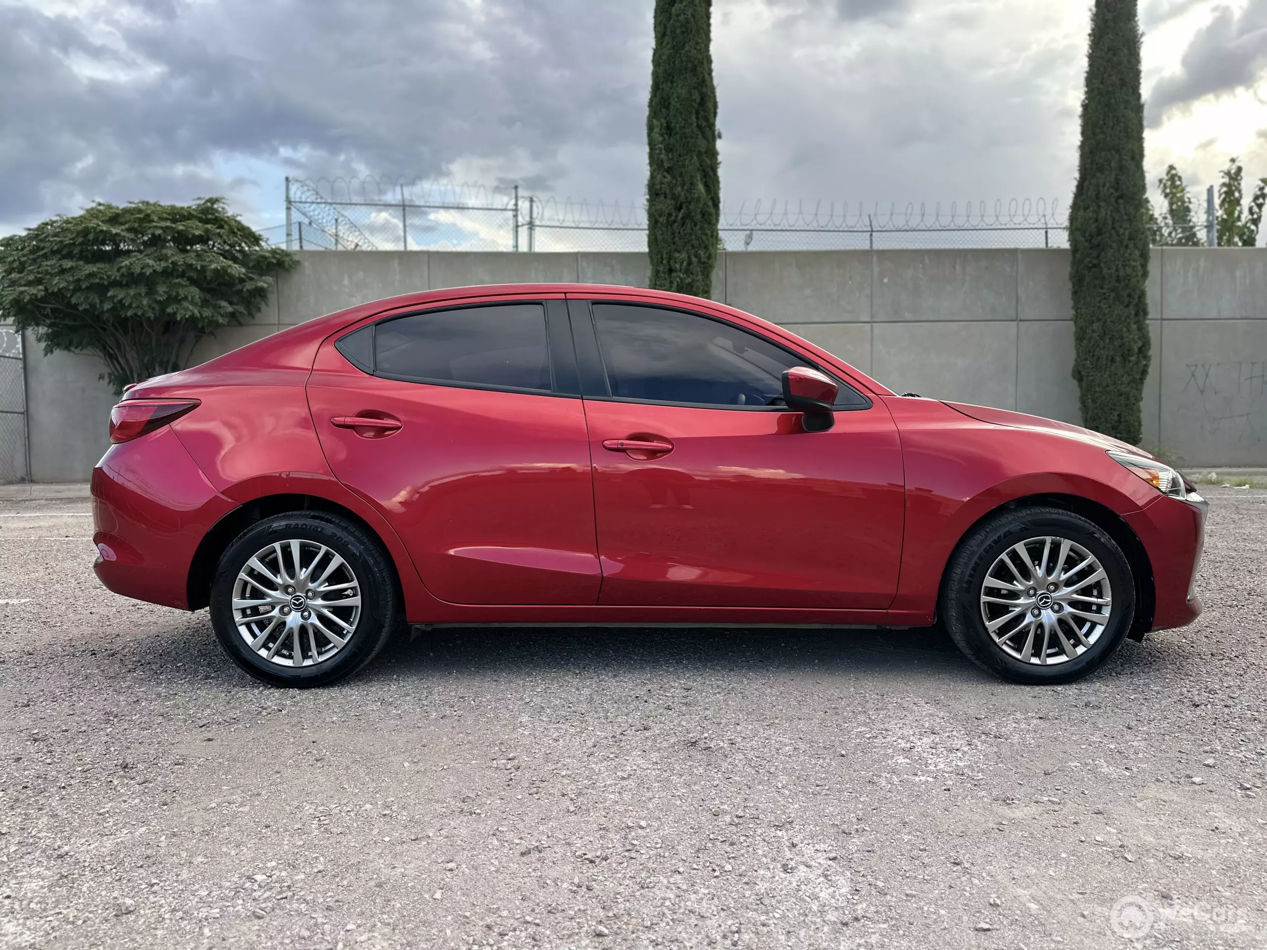 Mazda Mazda 2