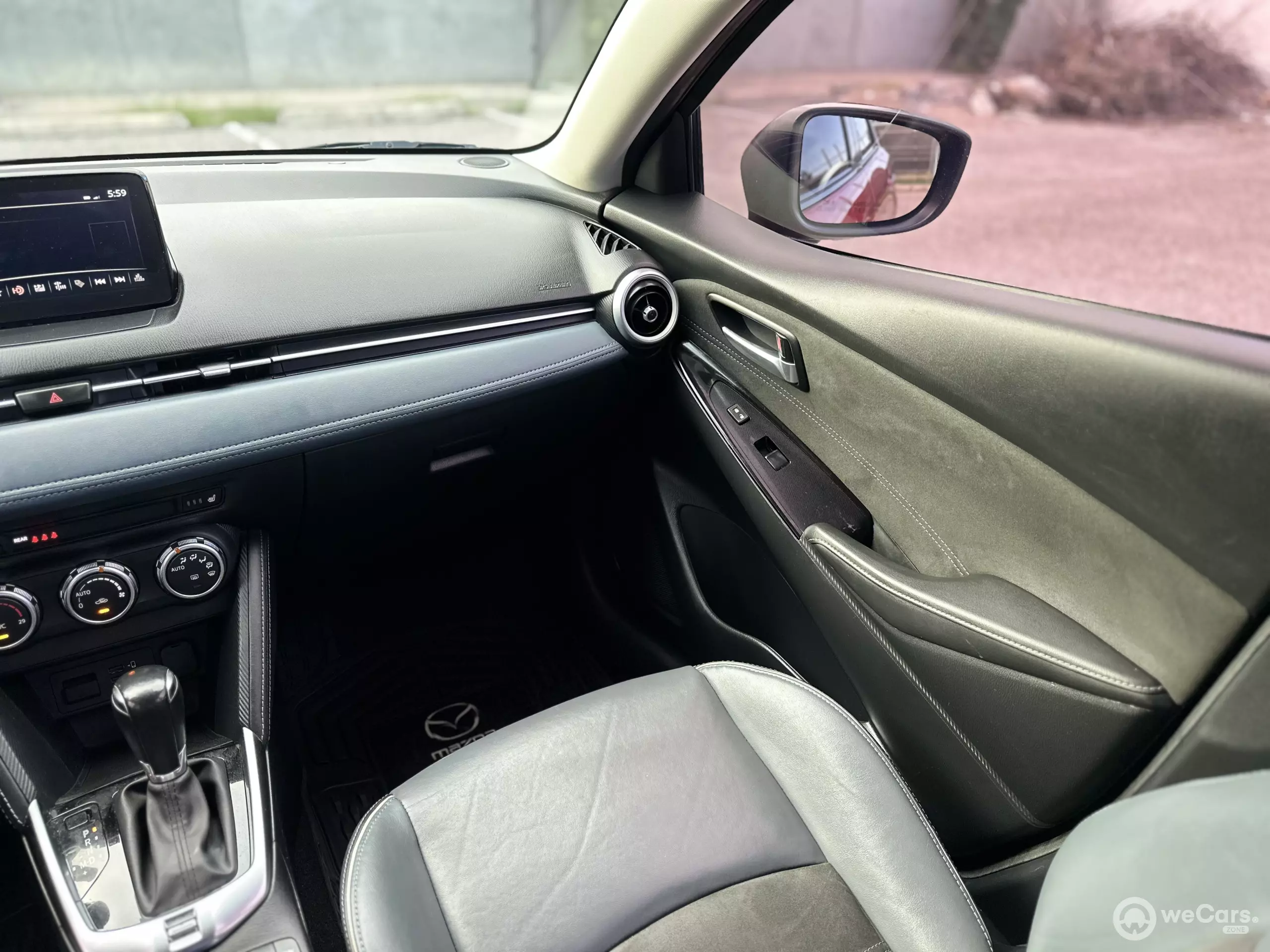 Mazda Mazda 2