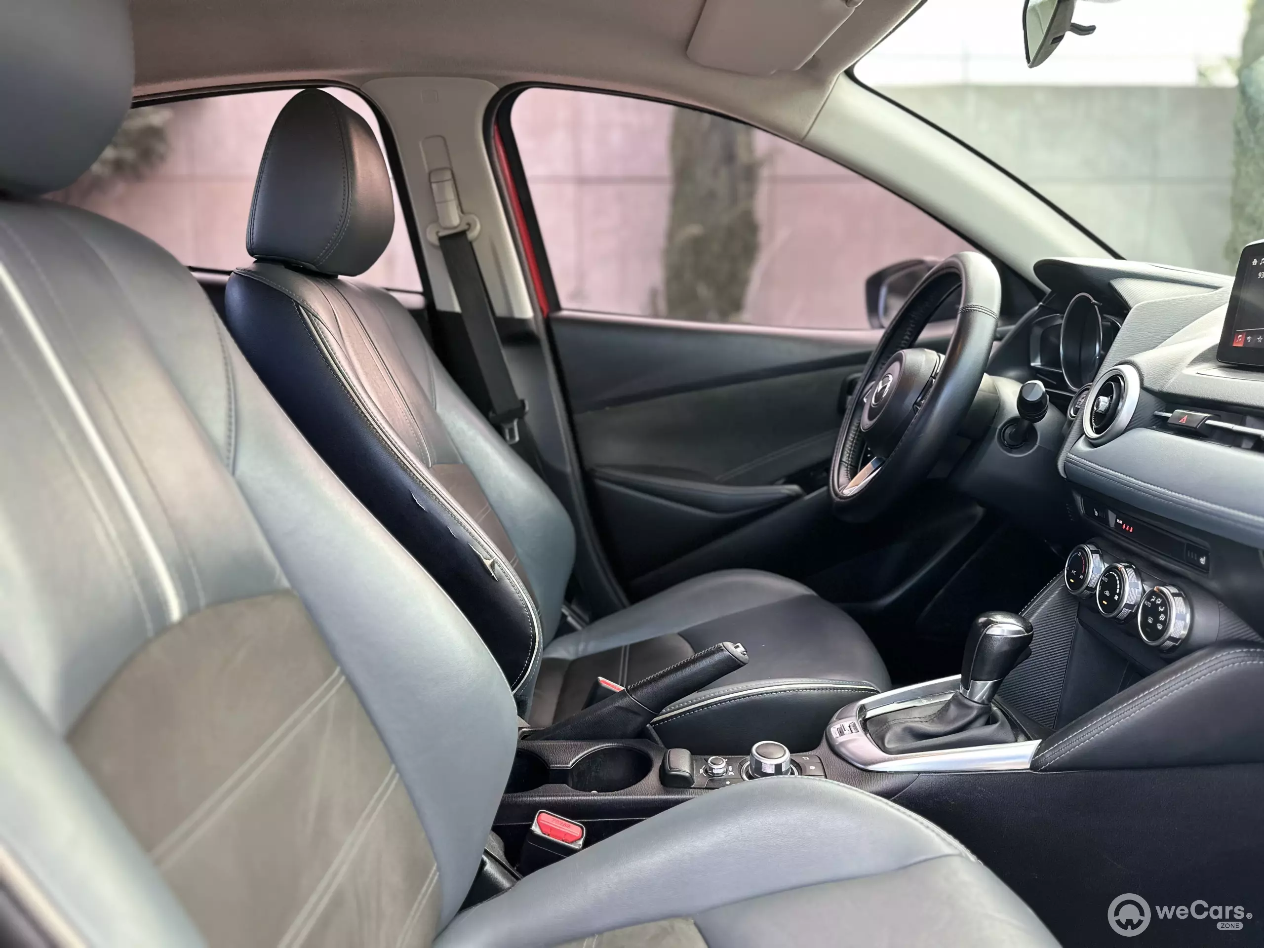 Mazda Mazda 2