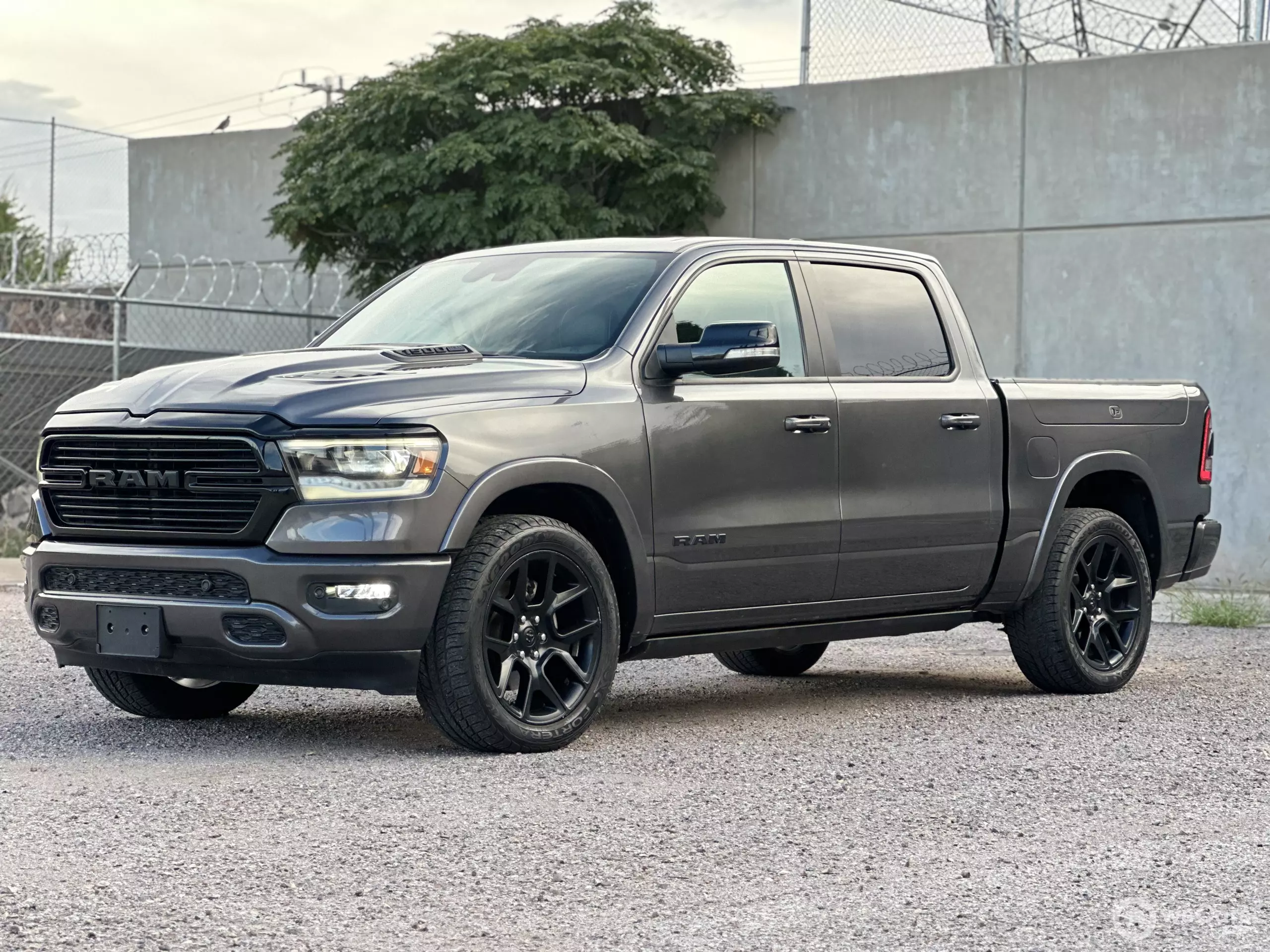 Dodge Ram 1500 Pick-Up