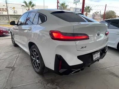 BMW X4 VUD 2023