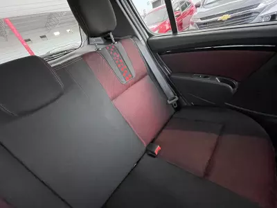 Renault Sandero y Stepway 2012