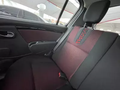 Renault Sandero y Stepway 2012