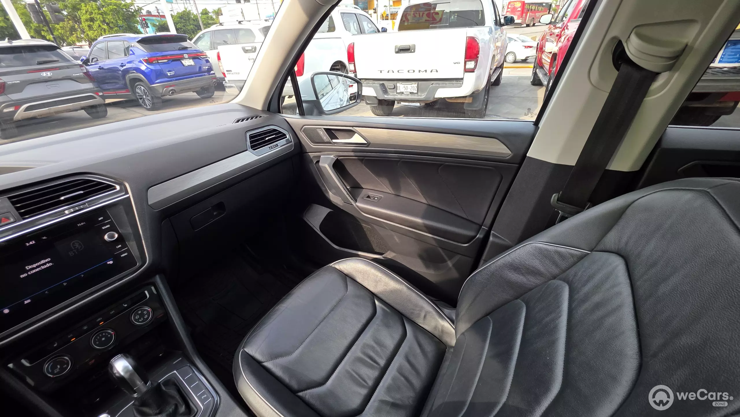 Volkswagen Tiguan VUD