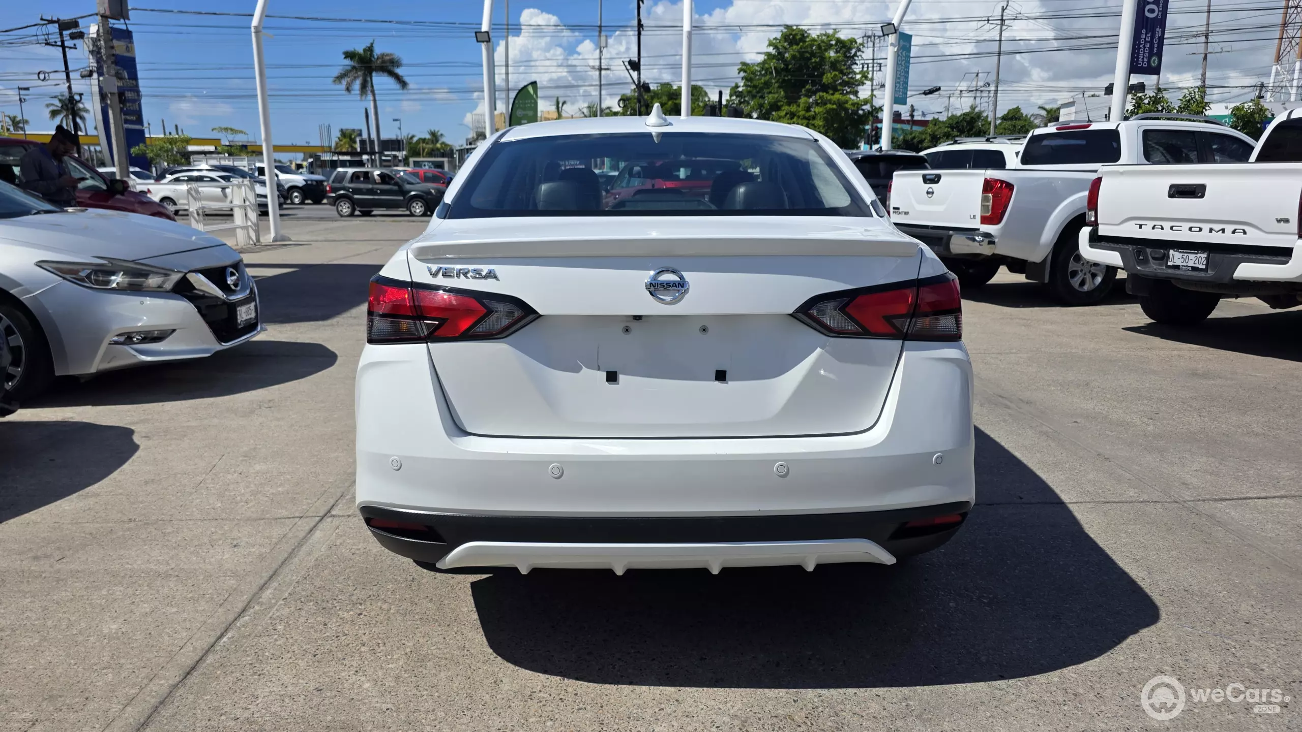Nissan Versa