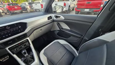 Volkswagen T-Cross VUD 2021
