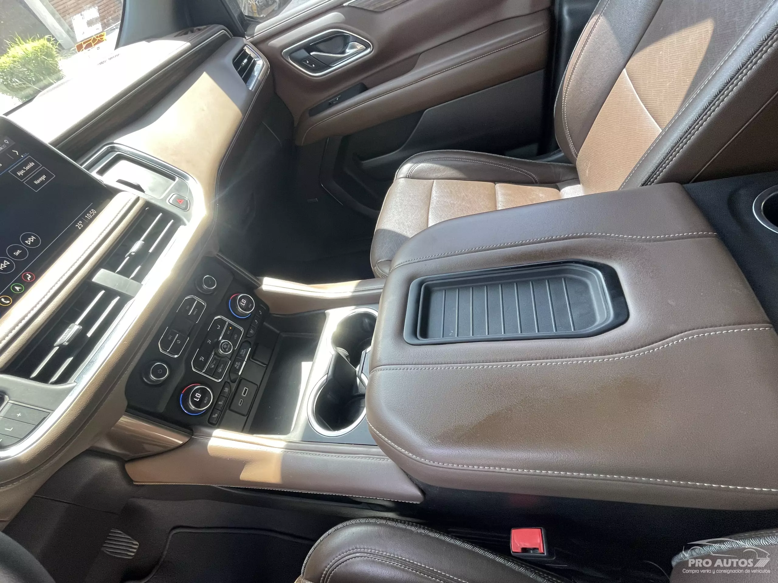 Chevrolet Suburban VUD
