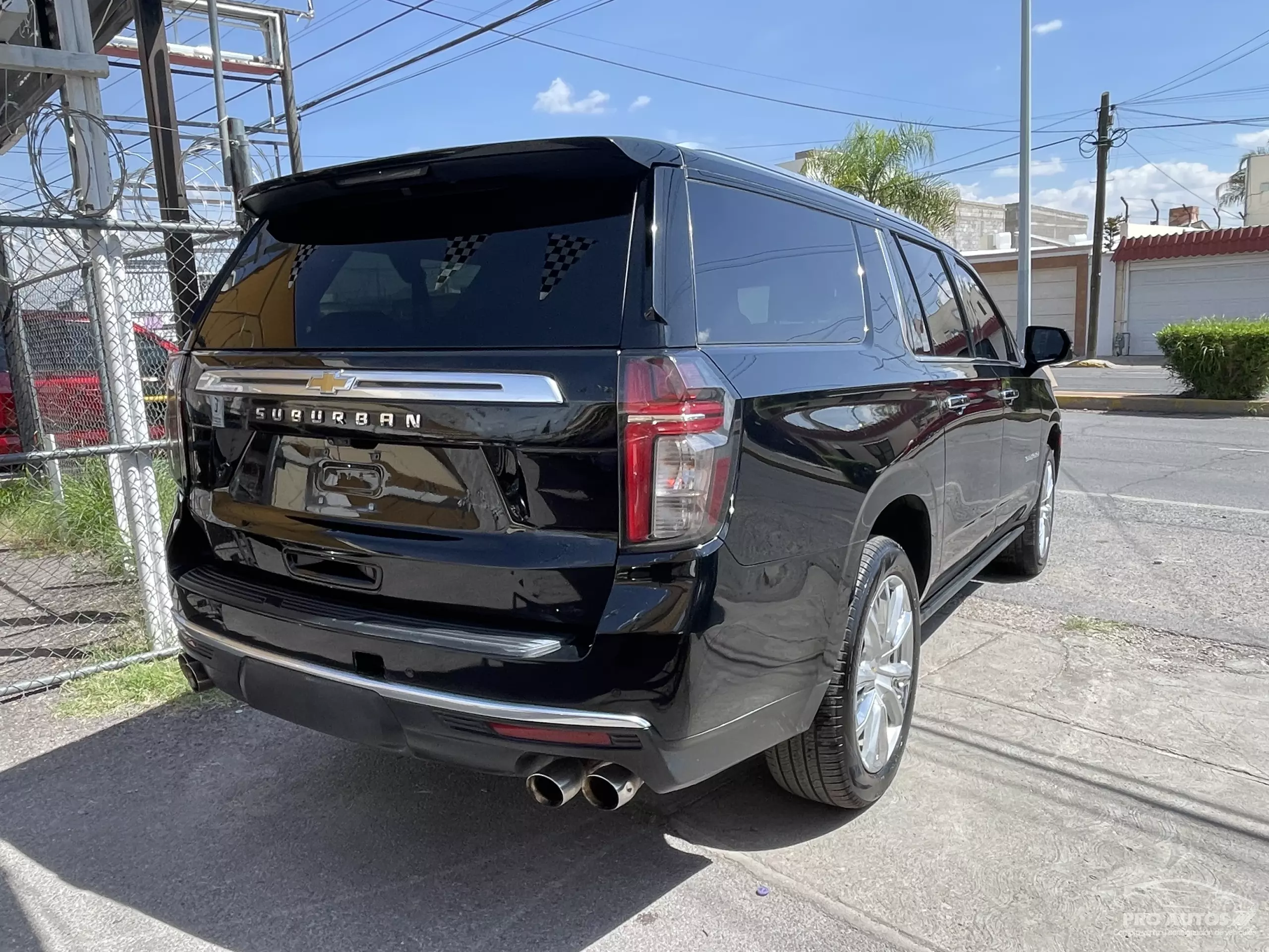 Chevrolet Suburban VUD