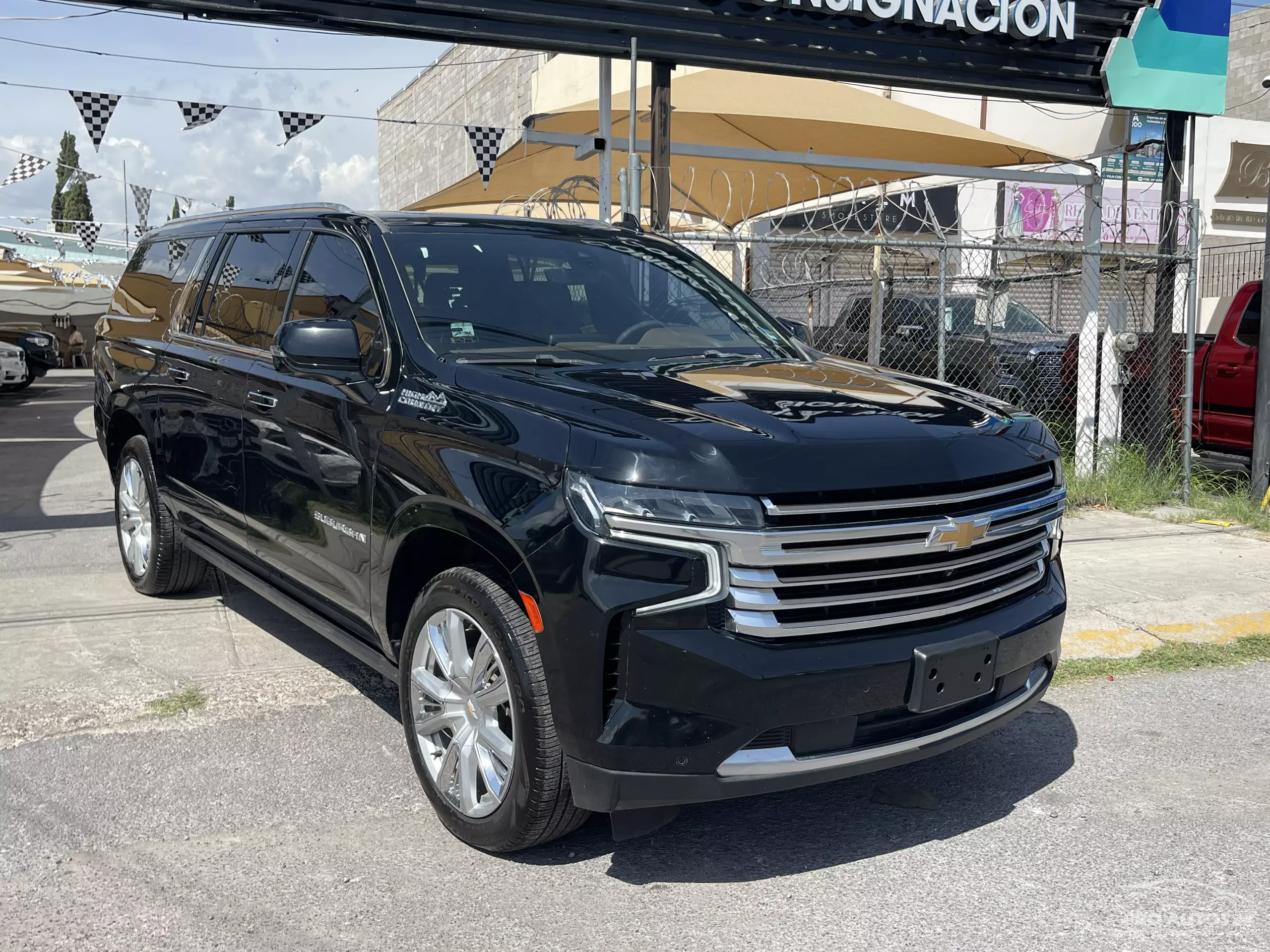 Chevrolet Suburban VUD 2021