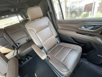 Chevrolet Suburban VUD 2021