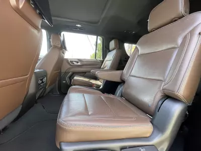 Chevrolet Suburban VUD 2021